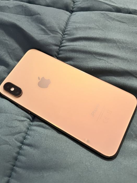 Iphone xs 64 gb отлично състояние