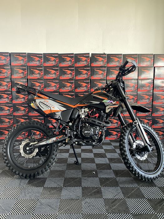 Bnk Enduro moto cross 300cc 4 t nou cu garantie si livrare