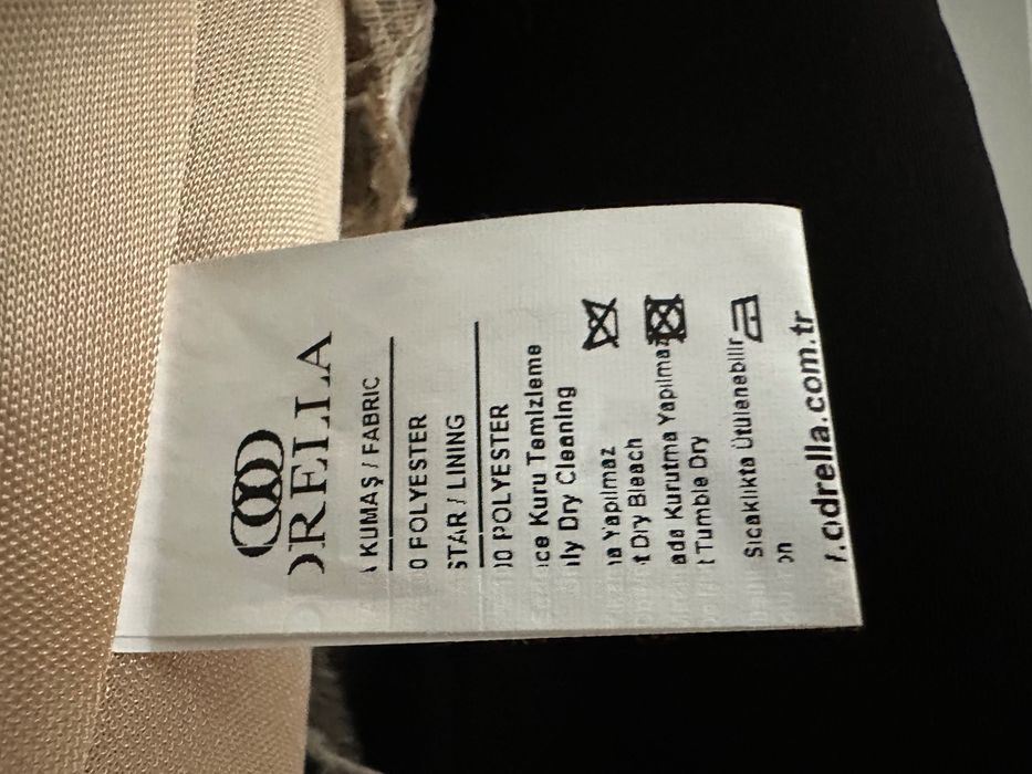 Вечернее платье с этикеткой