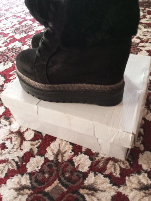 Женская обувь дублёнка прям новый