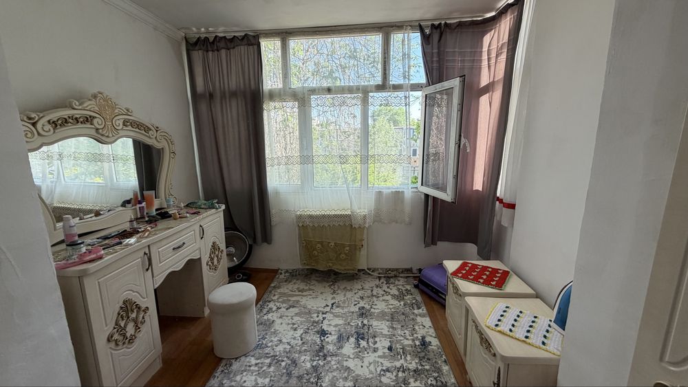 Мархабо.Сдаётся 2х комнатная квартира. 14-Школа