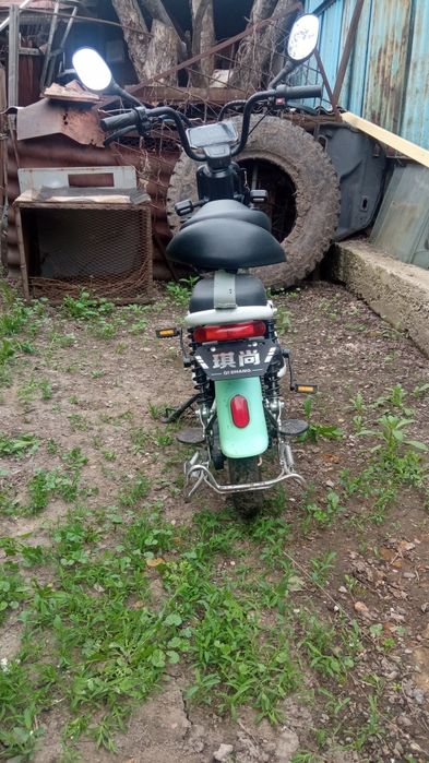 Электро мопед продаю по нена.   добности.