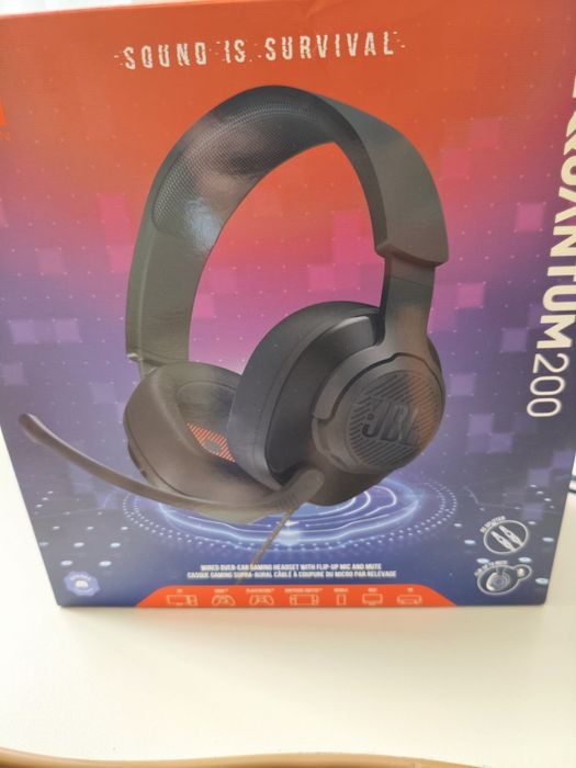 Продам наушники JBL
