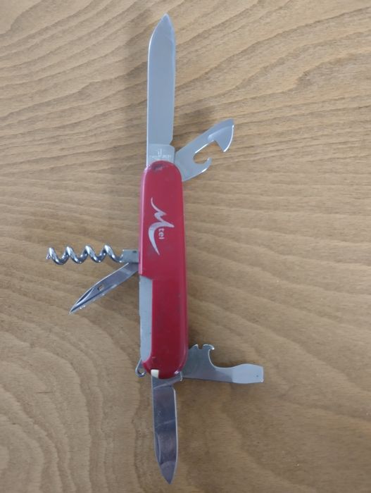 Лот швейцарски ножчета