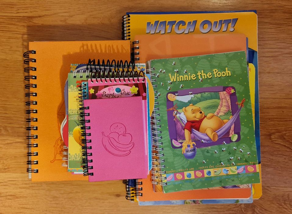 Тетрадки и тефтери 6 бр, широки редове