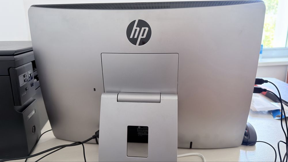 Моноблок HP Intel Core i3