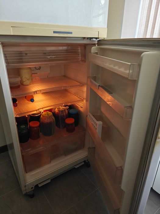 Холодильник Daewoo FR-430