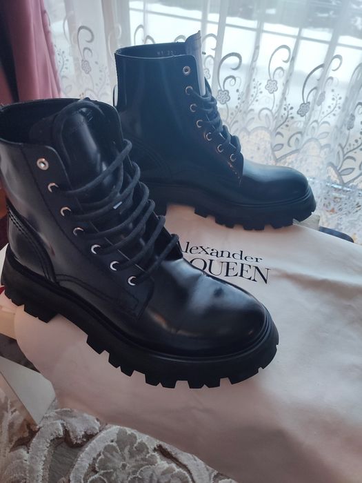 Ghete Alexander McQueen damă 37,5