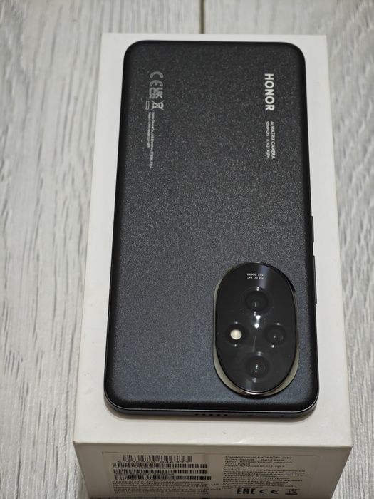 Honor 200 256 gb Ram 8 5G