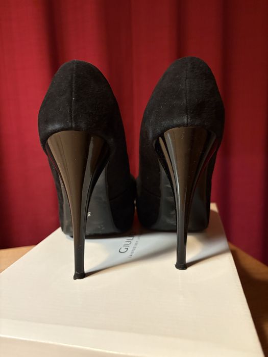 Pantofi negri piele intoarsa mas 35