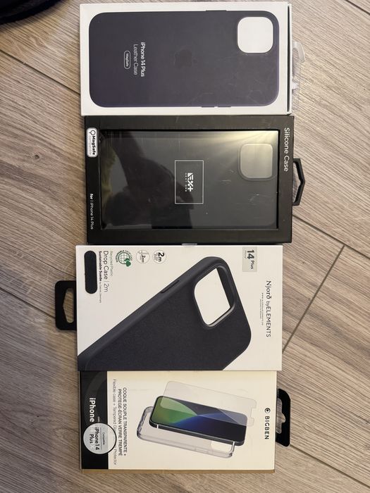 Huse iphone 14 plus !