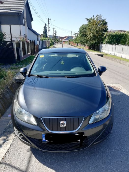 Seat ibiza 1.4 an fabricație 2009 în stare berfectă se oferă și la schimb pe un golf 5