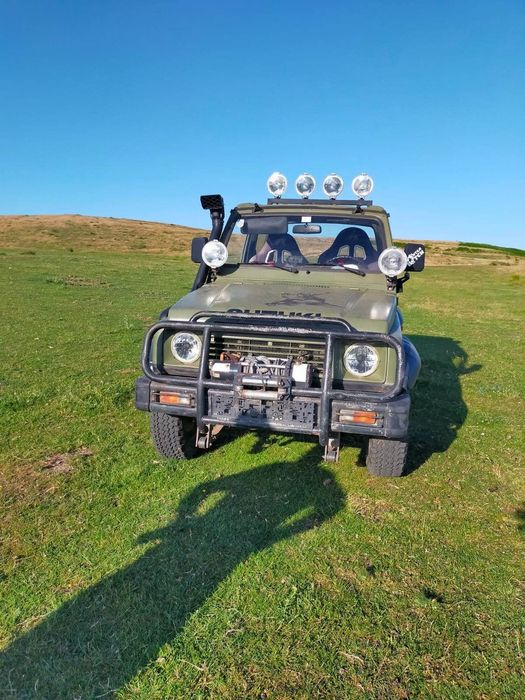 Suzuki samurai sj  plus încă unul de piese de schimb cadou ‼️