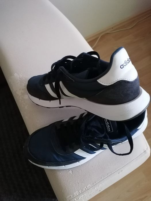 Pantofi sport Adidas