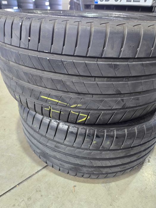 Cauciucuri Bridgestone Vară 255/35 R21 (AO)
