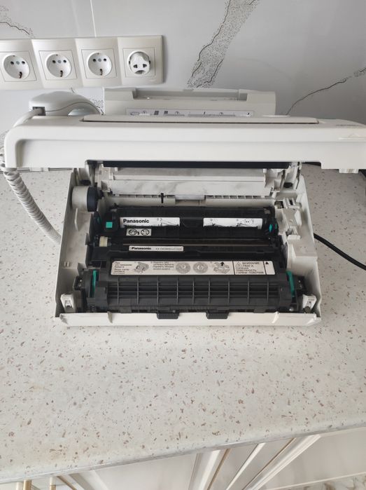 Продам факс panasonic