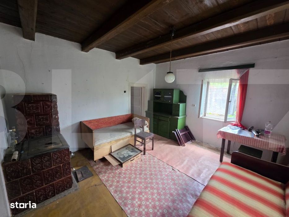 Casa traditionala din caramida in satul Anghelus