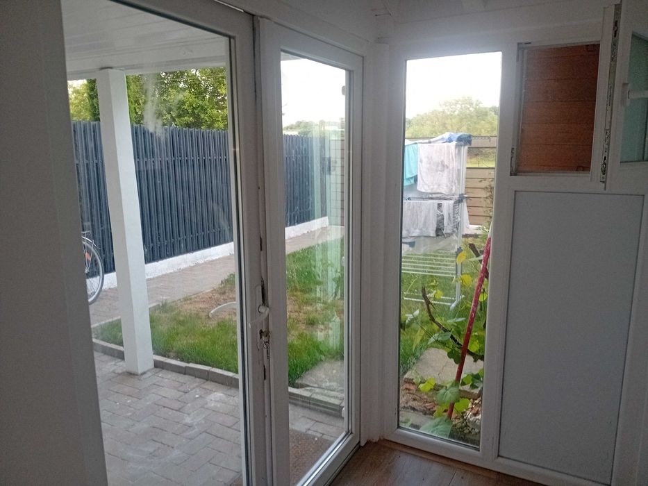Apartament la curte zona rezidentiala Aeroportului Caransebes