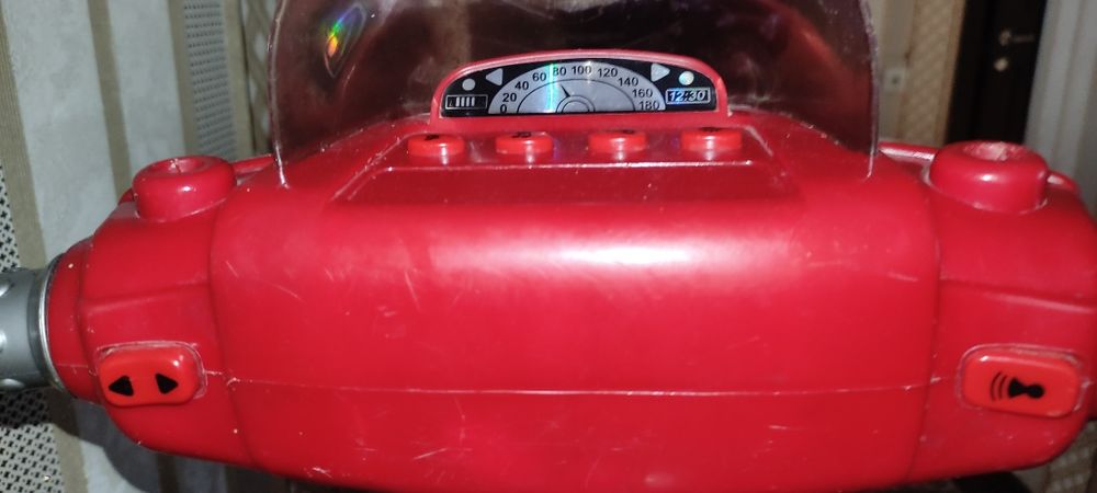 Болалар машинами сотилади