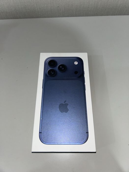 Продам iPhone 17 PRO 256gb e sim