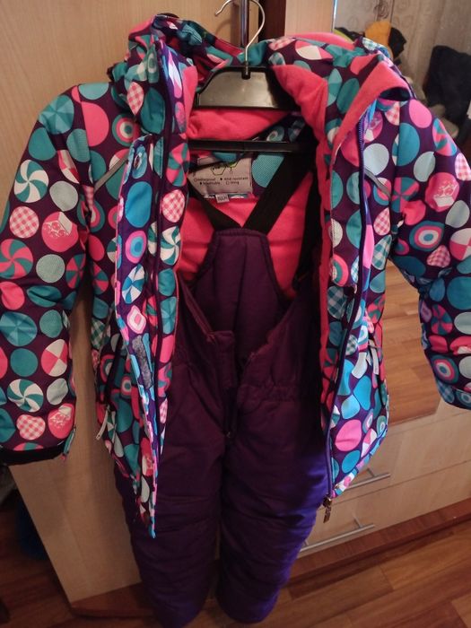 Продам детский зимний комбинезон