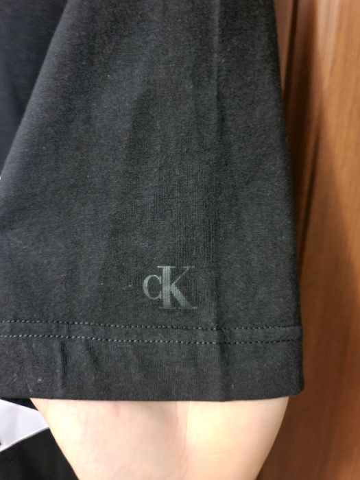 Tricouri cK marimea L