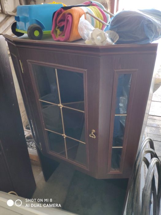 Продам стенку, зальный гарнитур.