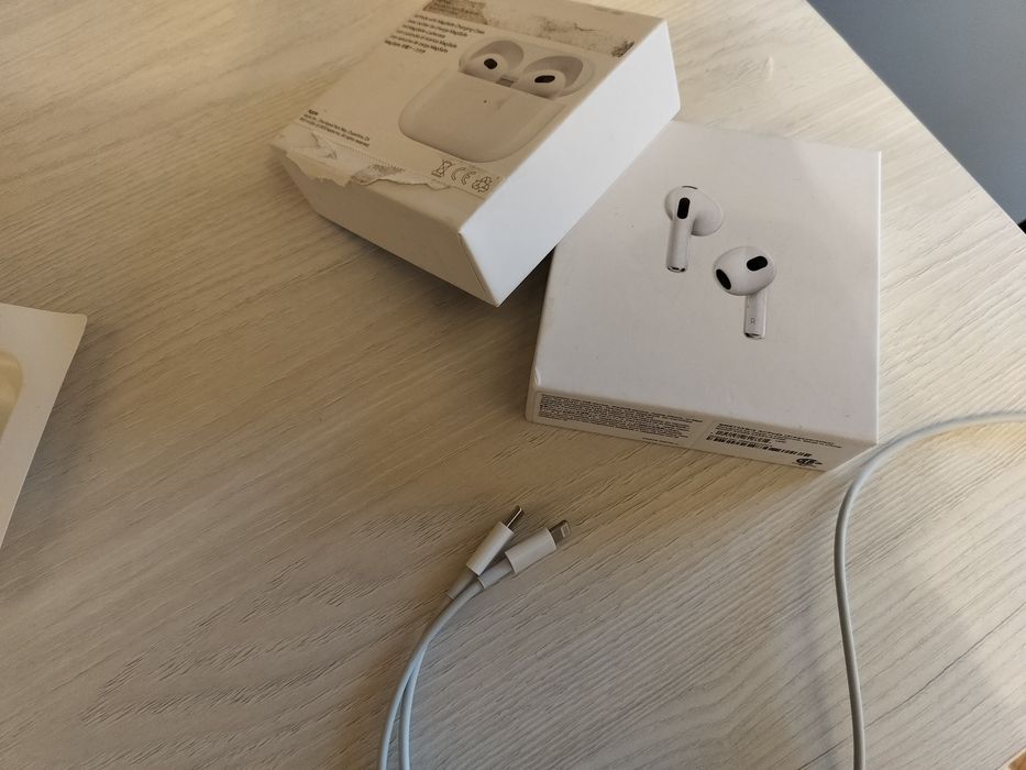 Оригинальный Кейс от Air Pods 3