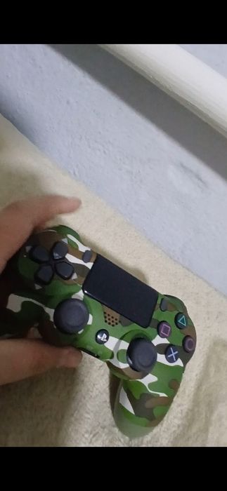 Dualshock 4 PS4 controller