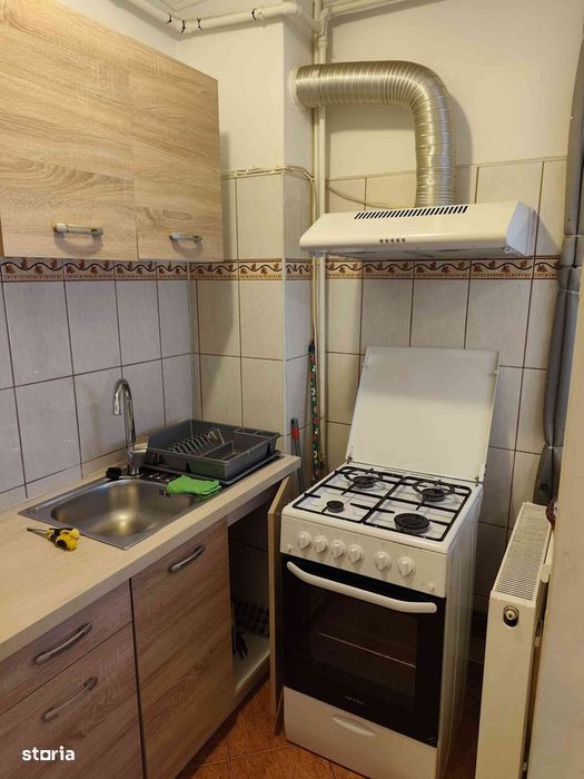 Garsonieră 30mp, etaj 2, gata de utilizare