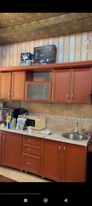 Кухонный гарнитур продаётся