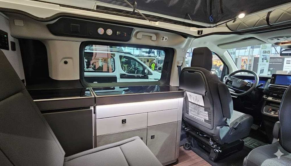 Autorulota Vanline Possl Campster Citroen 180 CP,automat,4 loc,2026