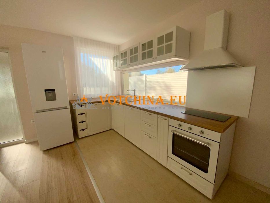 Продава се Къща в Варна, Център - 145 кв.м за 2414 €/кв.м - Снимка #4