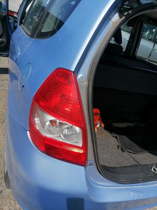 Honda Jazz 1,2 i , Хонда Джаз на части!
Април 2006