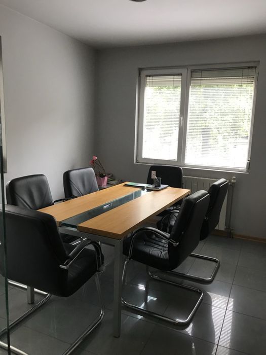 Дава се под наем Офис в София, Център - 70 кв.м за 510 € - Снимка #2