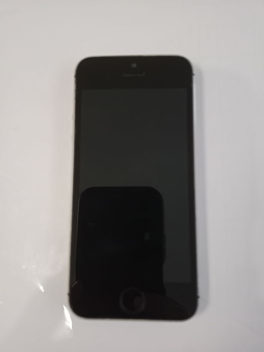 Продам Apple iPhone 5S