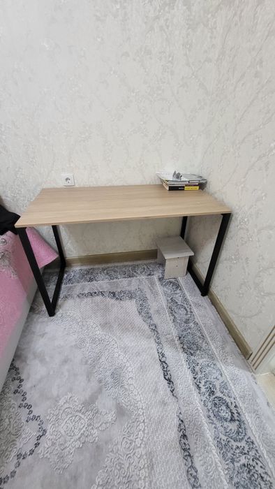 Продаётся стол для компьютера или другие