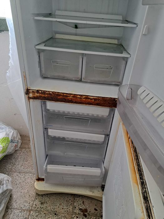 Хладилник indesit