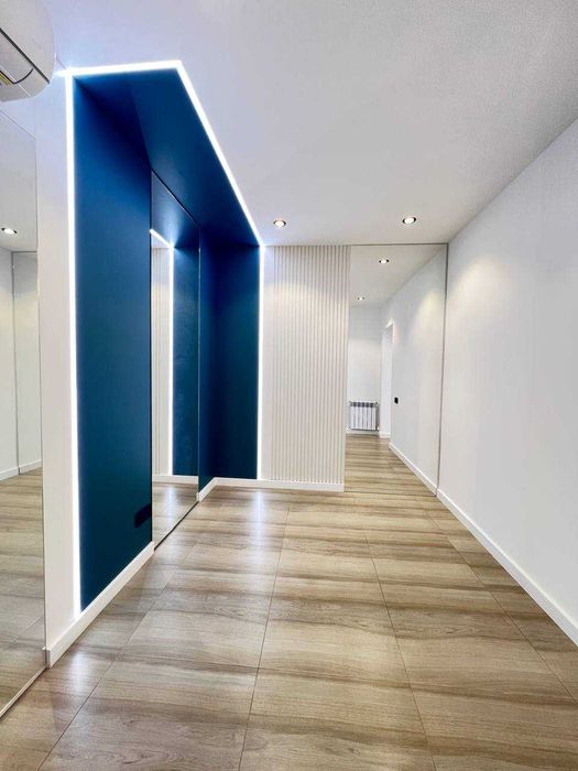 Продажа коммерческого помещения, IT Park Первая линия  Вдоль дороги