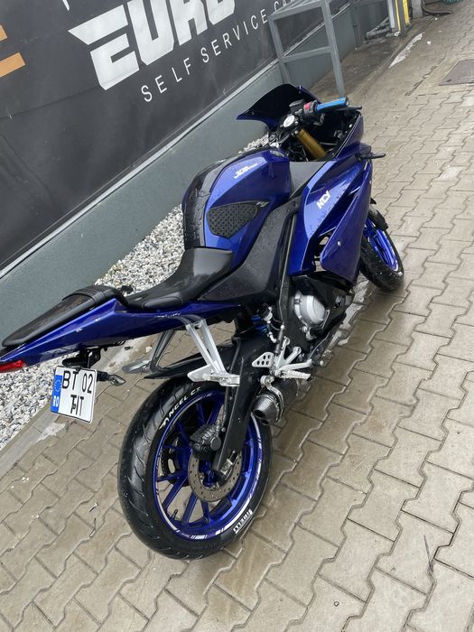 Yamaha YZF R125 2015
