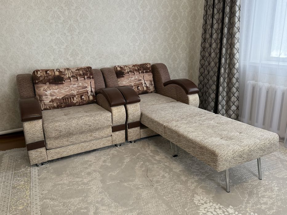 Продам диван и два кресла