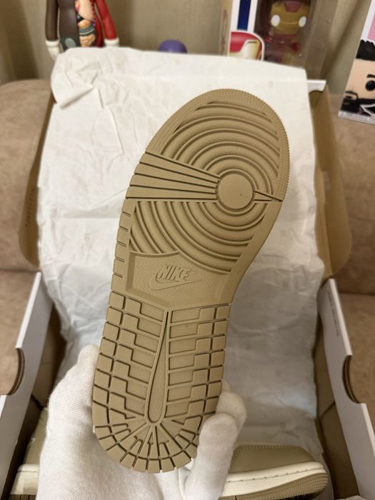 Оригинальные Wmns Air Jordan 1 Low “Rattan”