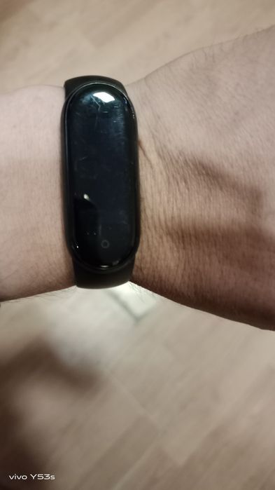 Mi band 5 holati yaxshi