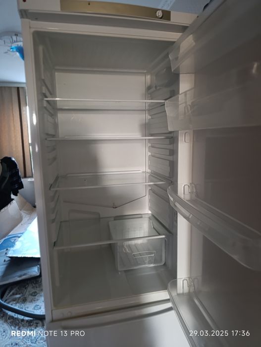 Продам холодильник