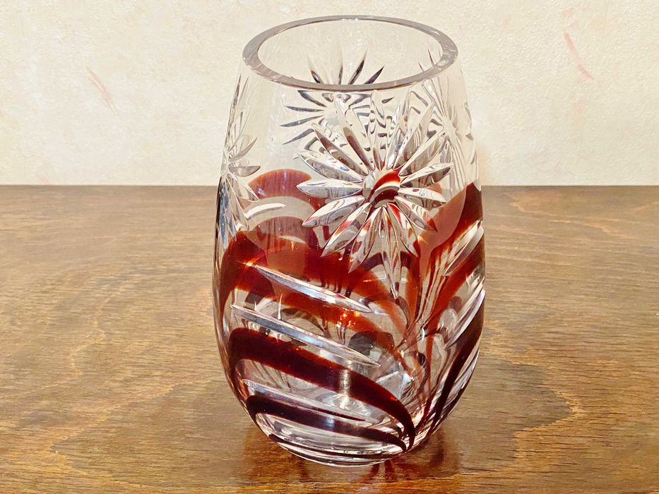 Нова Масивна Ръчно изработена Кристална ваза с Флорални мотиви