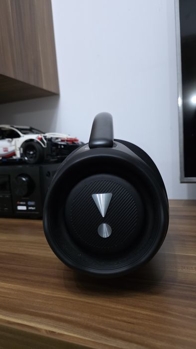 JBL Boombox 3 – impecabilă, cu încărcător, preț bun