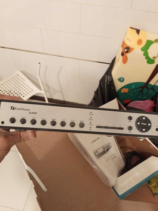 цифровой видеорегистратор (DVR) модели EverFocus ELR4F