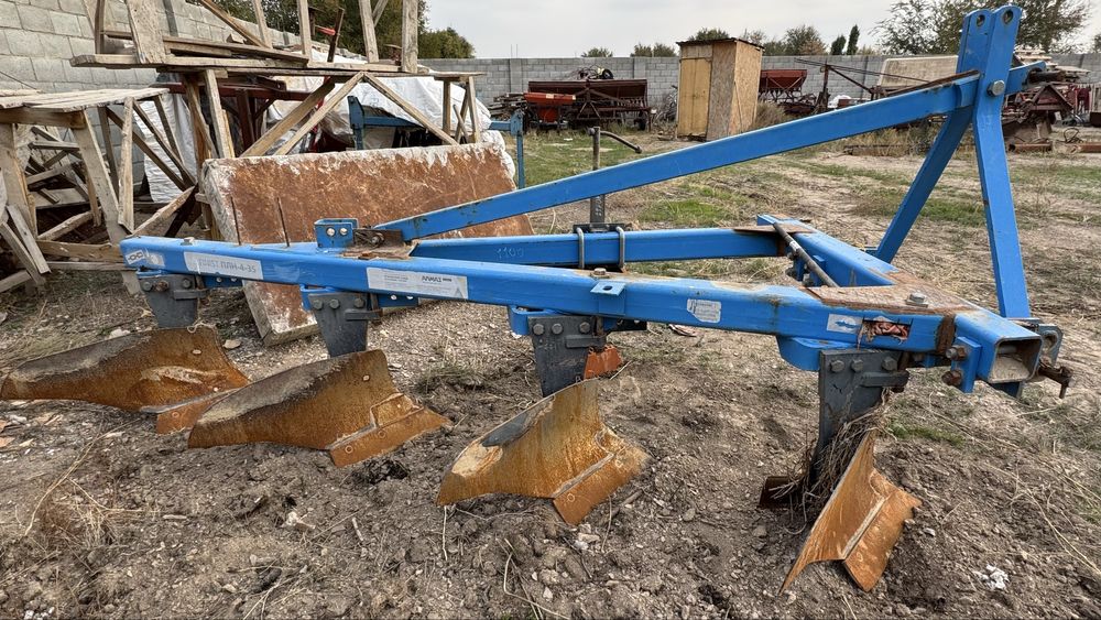 Продам 4-корпусный плуг (переделка под колею)