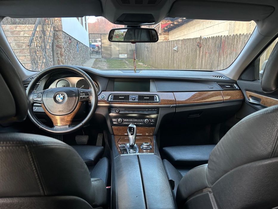 BMW 730D 245 CP - Distronic - Interior Confort - Camera