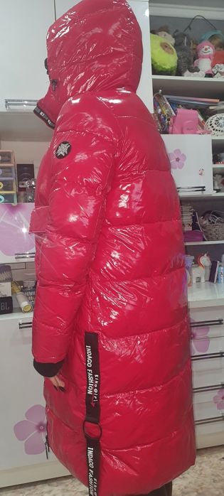 Пуховики на девочку